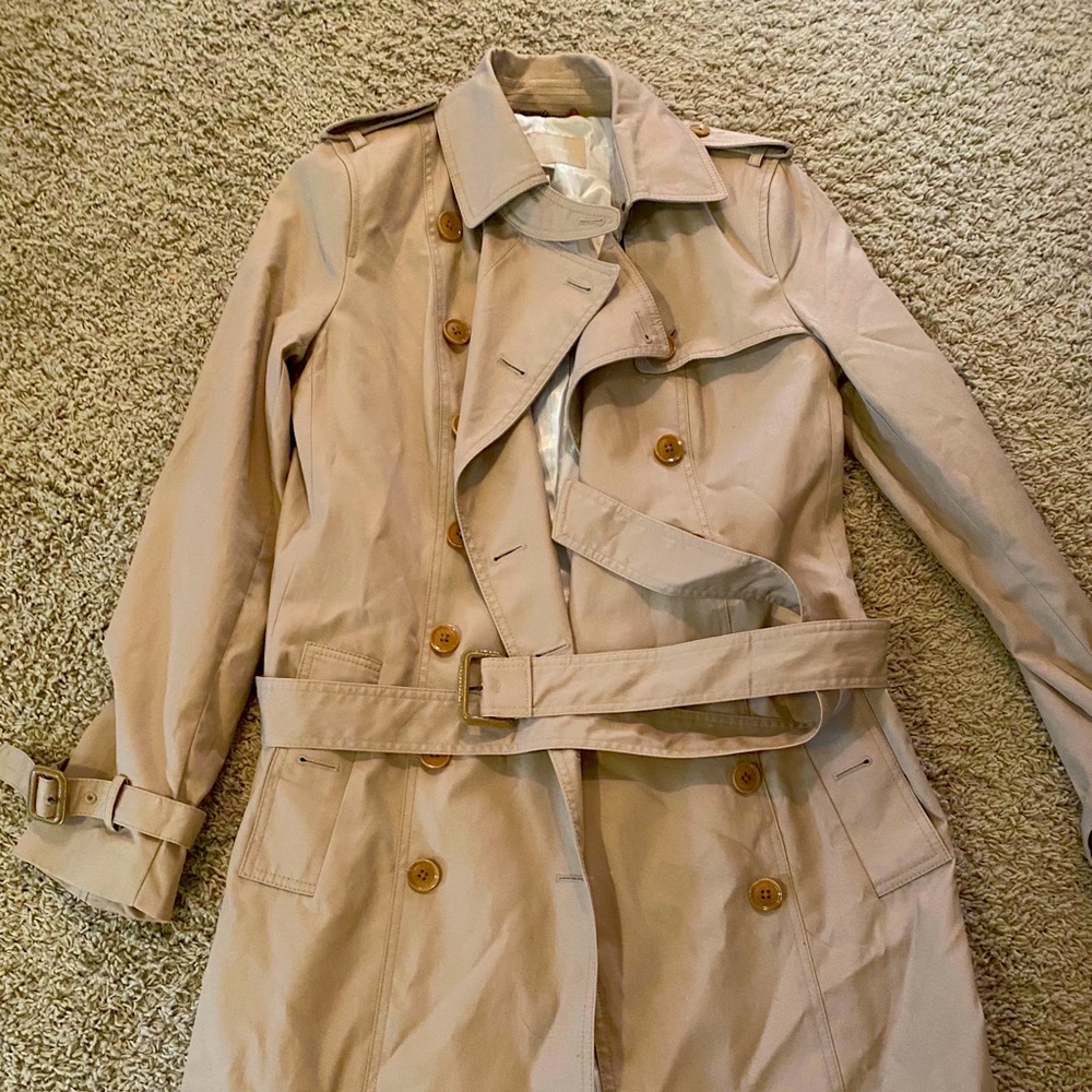 Banana Republic classic trench coat